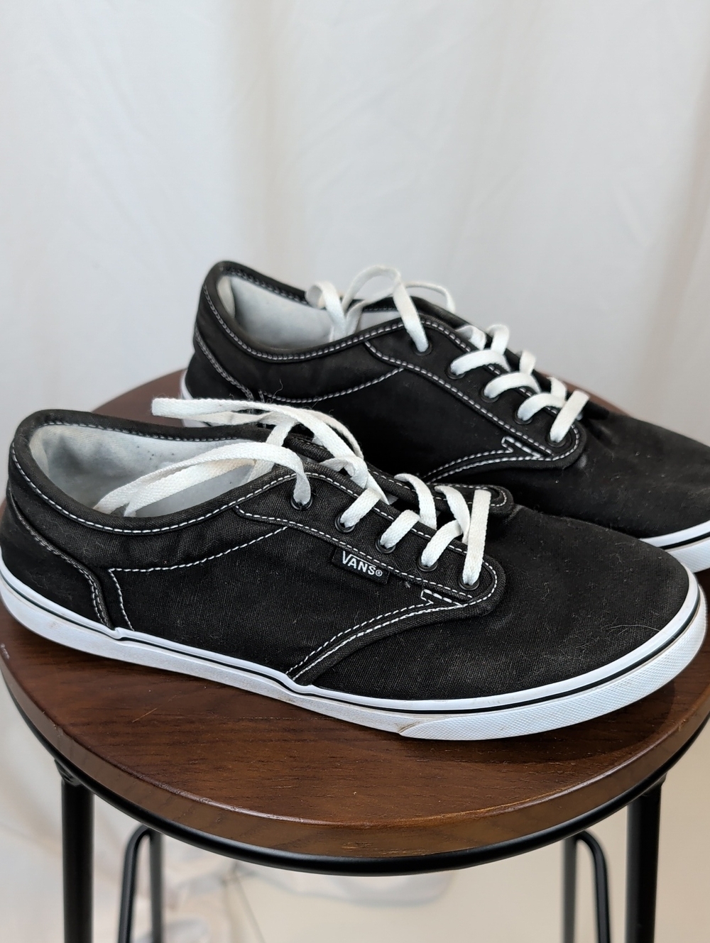 Vans Atwood Low Black Canvas Skate Shoes Sneakers Size 9